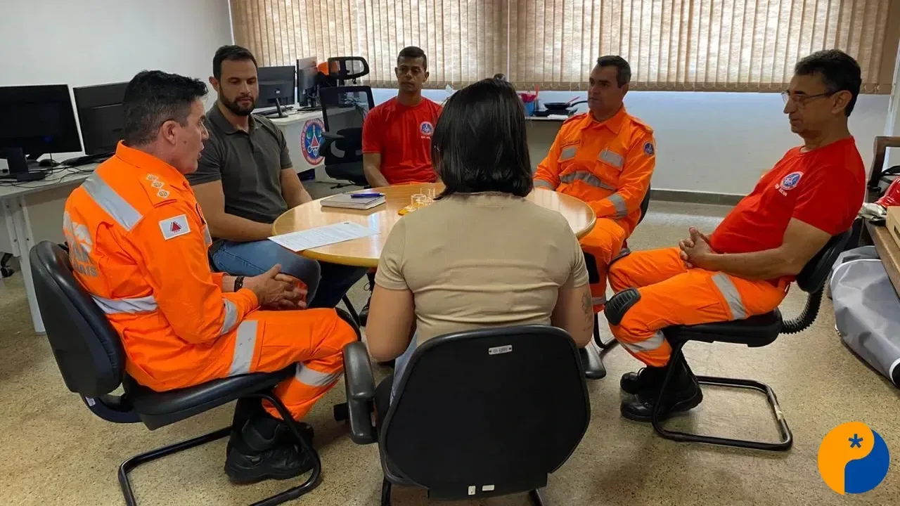 12º BBM e Prefeitura de Patos de Minas reforçam estratégias de prevenção a incêndios florestais