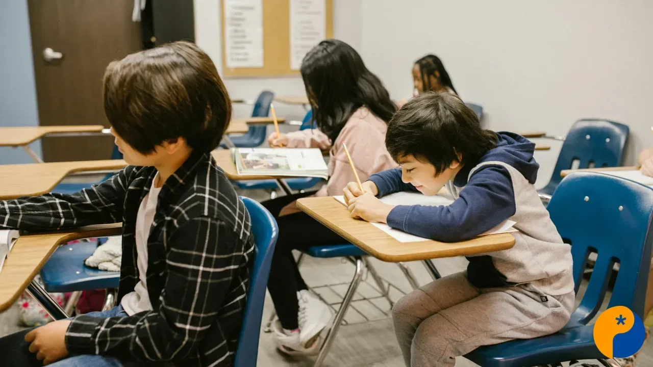 Minas Gerais reduz abandono escolar em quase 50% e intensifica ações para manter alunos na rede pública