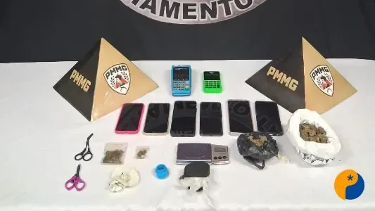 Polícia Militar prende dois autores por tráfico de drogas durante cumprimento de mandado