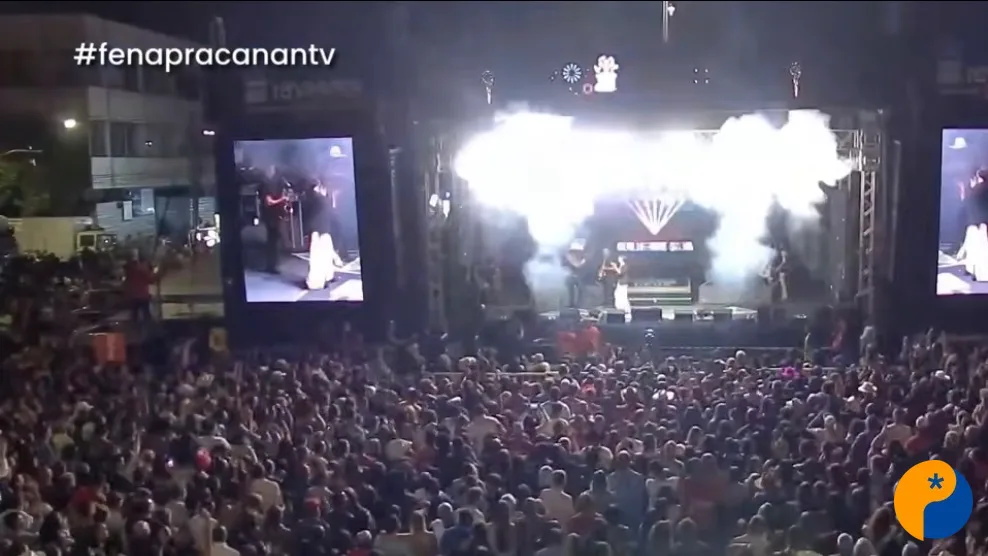Show de Guilherme Silva lota Avenida Getúlio Vargas no segundo fim de semana da Fenapraça 2026