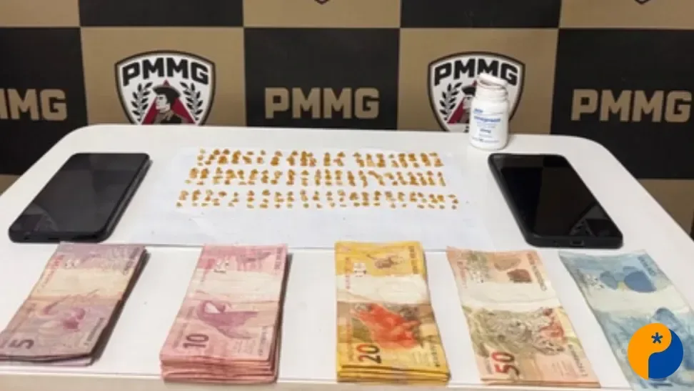 Polícia Militar prende homem e apreende menor com 200 pedras de crack em Monte Carmelo