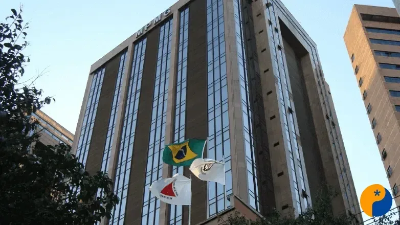 Justiça afasta responsáveis por entidade clandestina em Uberaba; proprietária é presa