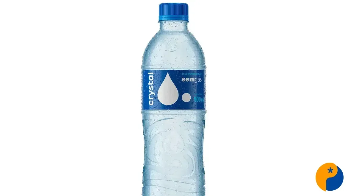 Anvisa determina recolhimento de lote de água Crystal por contaminação de bactéria 