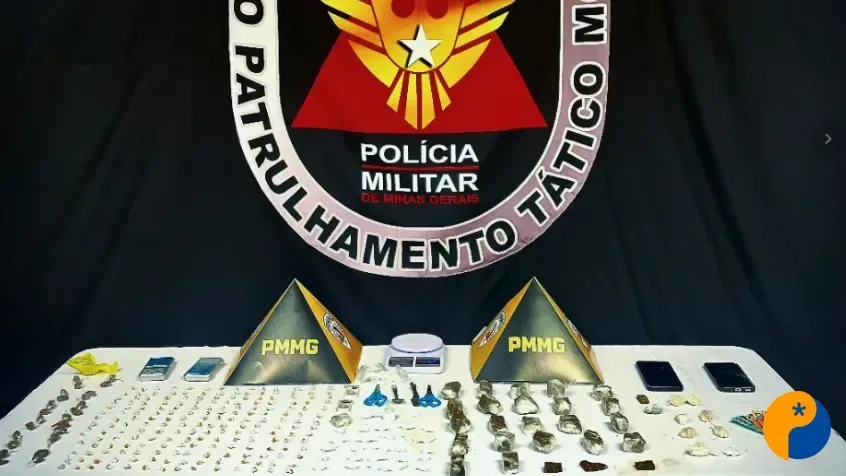 Polícia descobre ponto de tráfico e prende suspeitos com grande quantidade de drogas em Patrocínio 