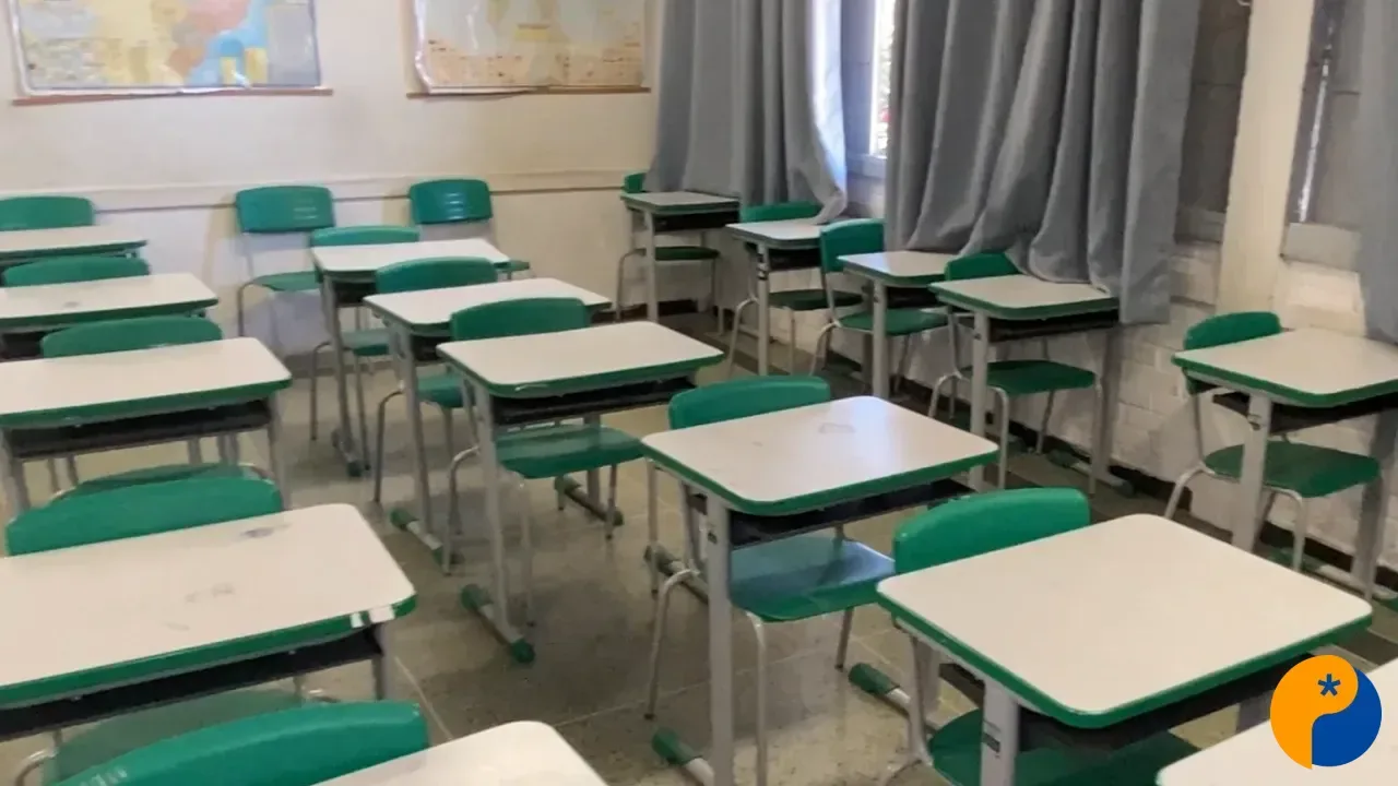 Prefeitura mantém aulas na rede municipal durante jogo da Copa e explica decisão