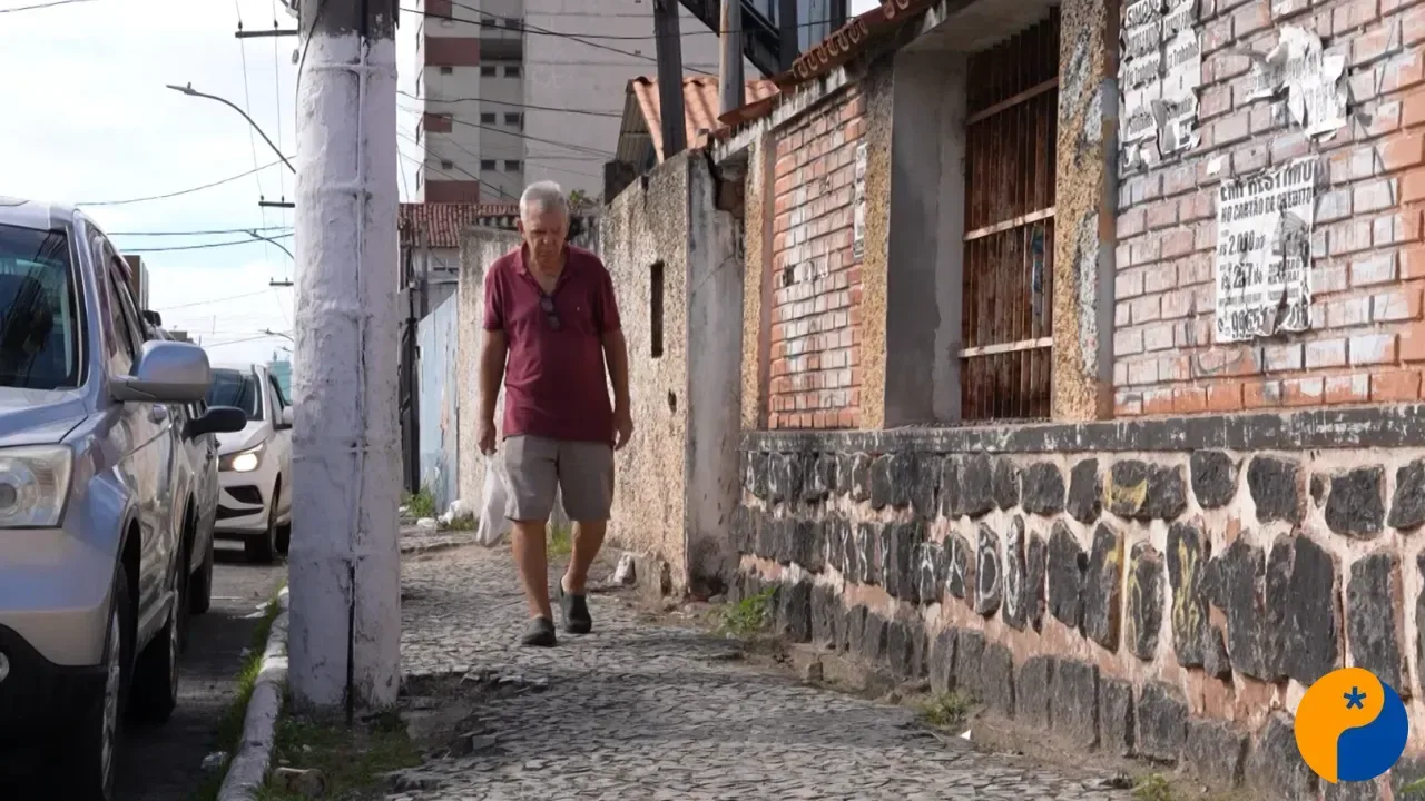 Calçadas irregulares comprometem segurança e acessibilidade em Patos de Minas