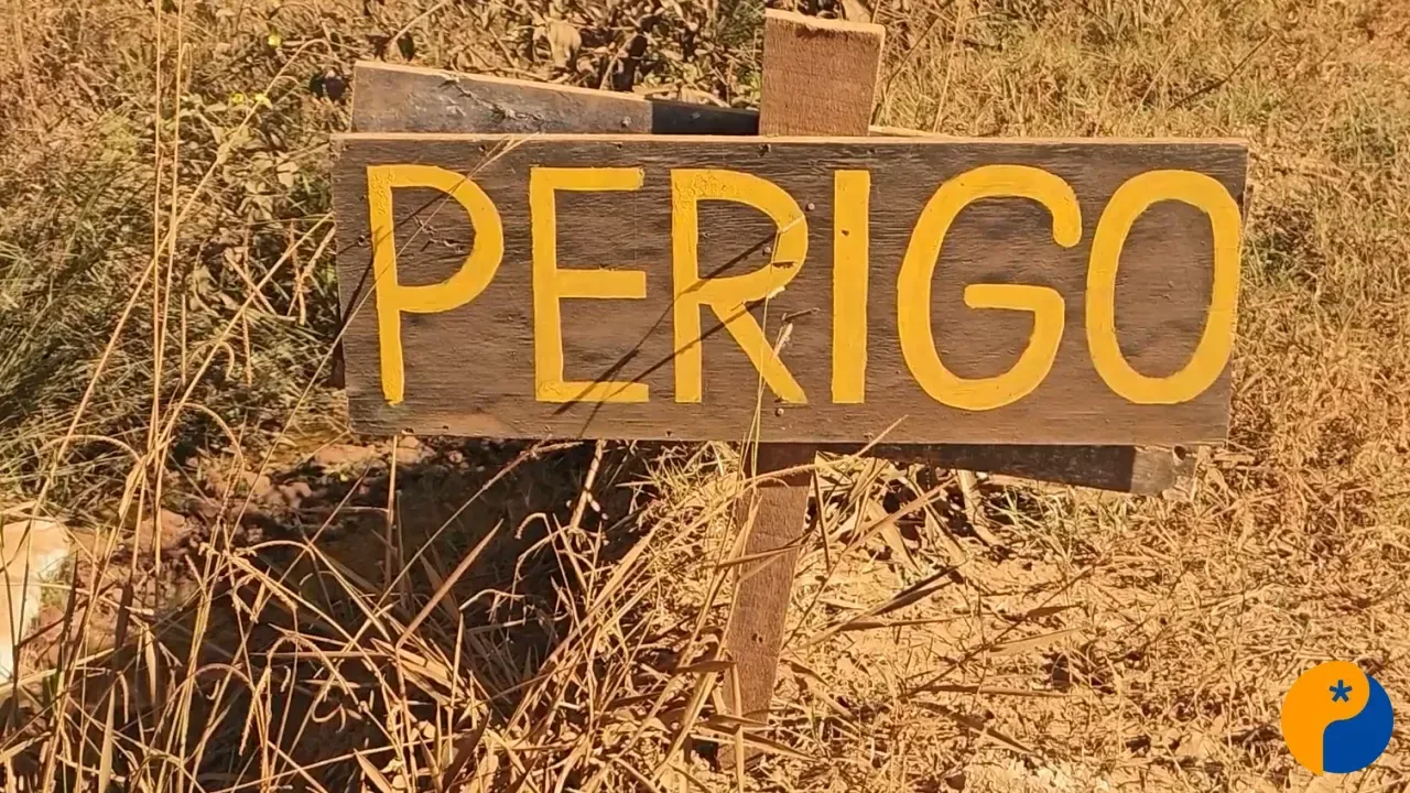 Após reportagem da NTV, problema em estrada rural de Patos de Minas começa a ser solucionado