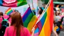 Justiça do Trabalho condena empresa a indenizar mulher trans por restrição do uso de banheiro feminino e práticas discriminatórias