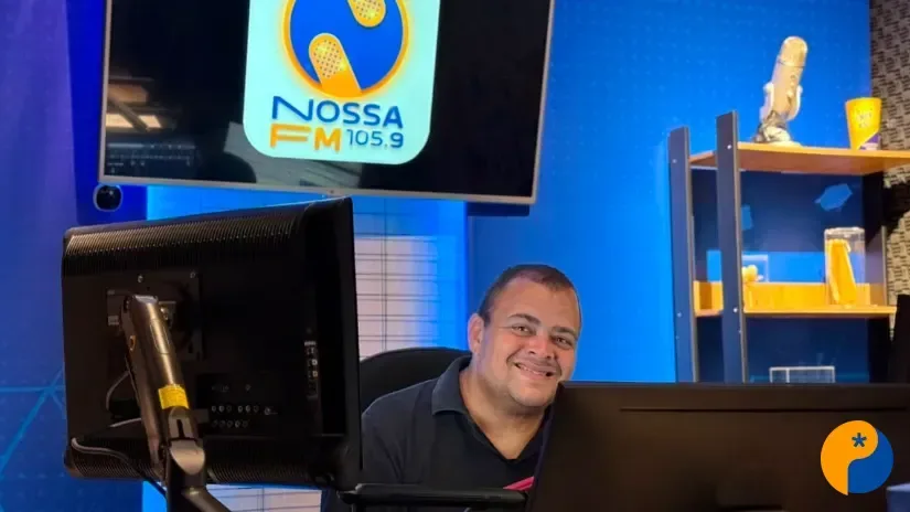 Danilo Loreto comanda programação de informação e música na Nossa FM 105,9