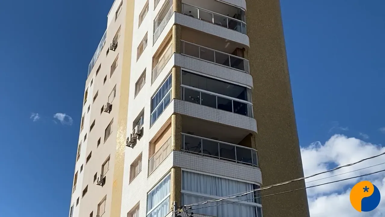 Incêndio em apartamento mobiliza Bombeiros no Bairro Rosário