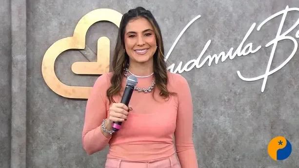Espaço Feminino destaca Família Acolhedora, tendências de coques e truques com batom