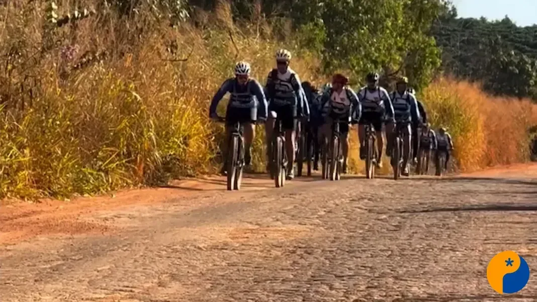 Ciclistas de Patos de Minas se preparam para peregrinação até Romaria unindo fé e superação 