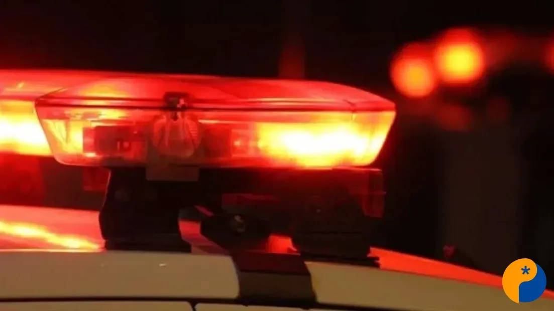 Mulher é detida após invadir casa do ex, ameaçá-lo de morte e desacatar policiais em Patos de Minas