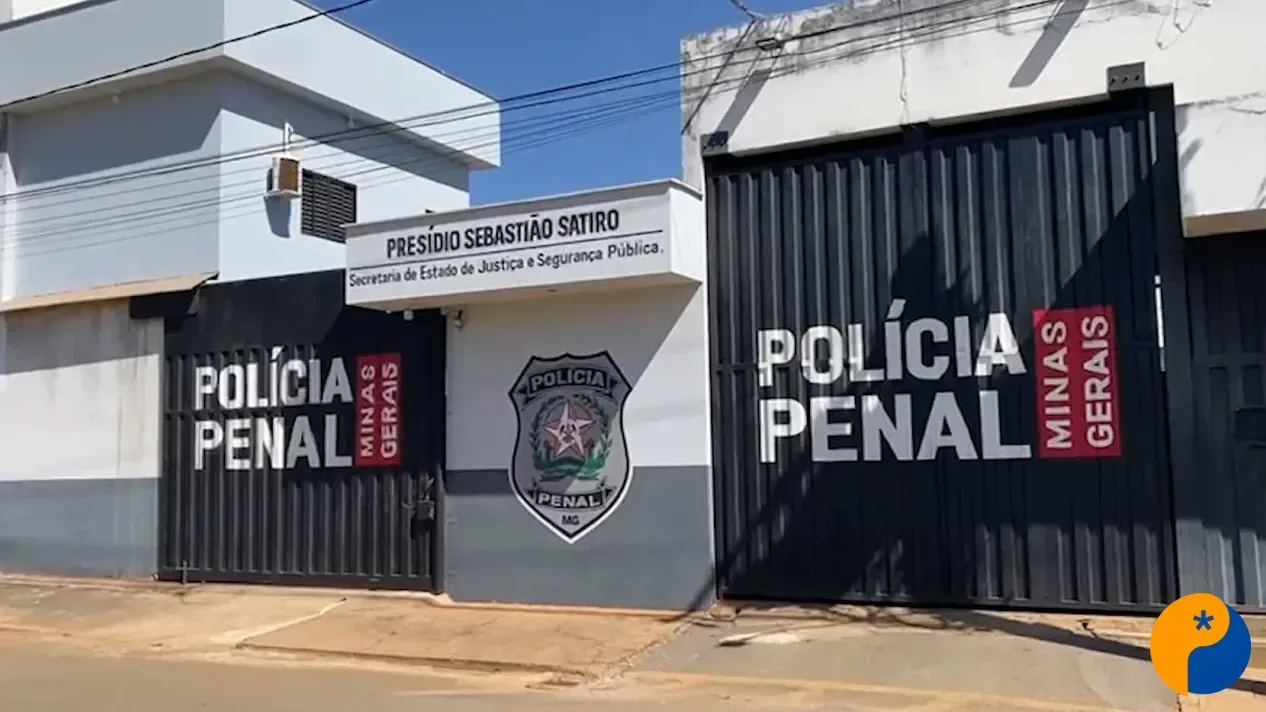 Homem é flagrado tentando entrar em presídio de Patos de Minas com celular escondido no ânus