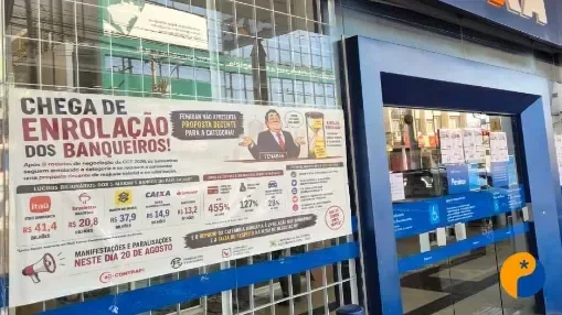 Caixa e Santander paralisam, Banco do Brasil tem atendimento normal e Bradesco registra filas em Patos de Minas