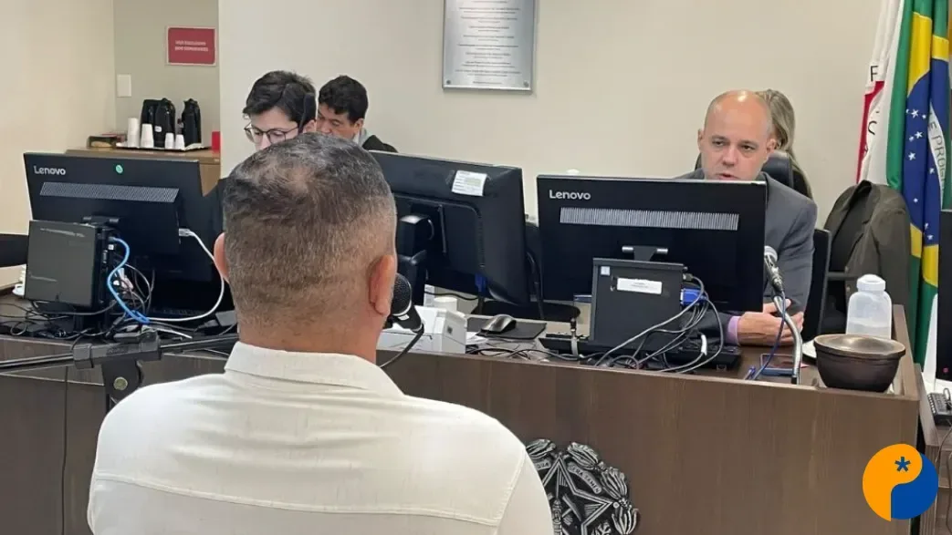 Ex-agente penitenciário é condenado a 19 anos de prisão por matar companheira a facadas