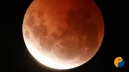 Eclipse lunar parcial cobre 96% da Lua e é registrado em Patos de Minas