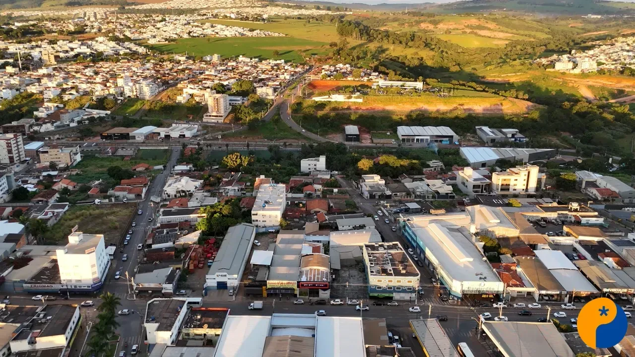 Patos de Minas fecha julho com saldo positivo de 21 empregos formais