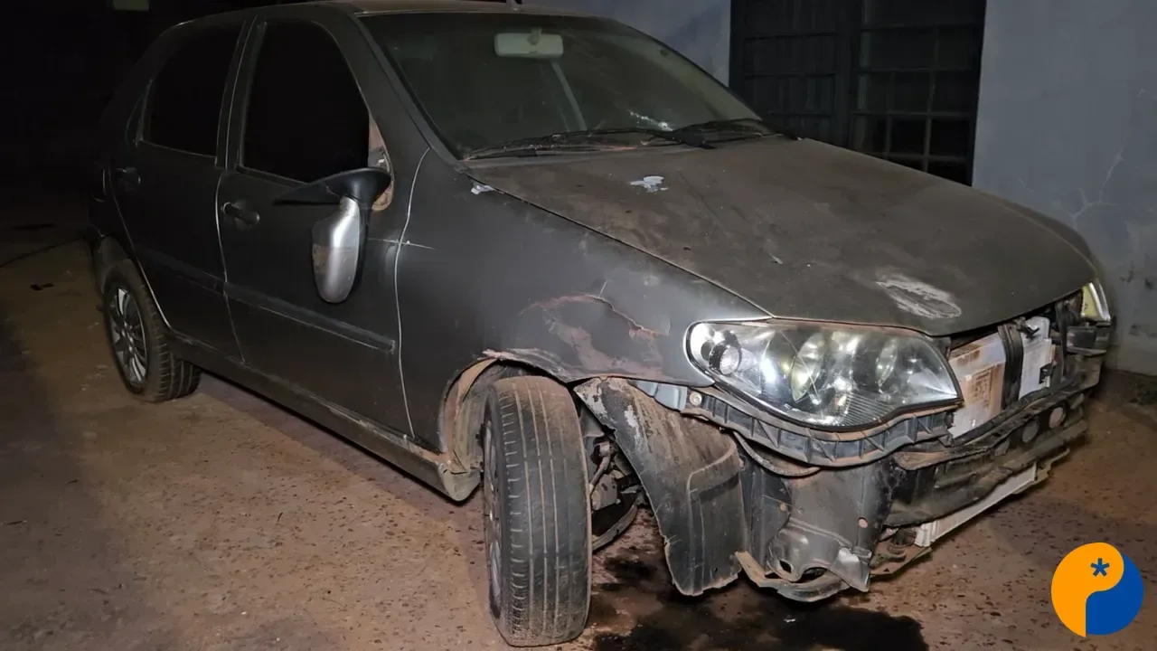Homem dispara contra residência e quatro tiros atingem carro no bairro Nossa Senhora de Fátima 