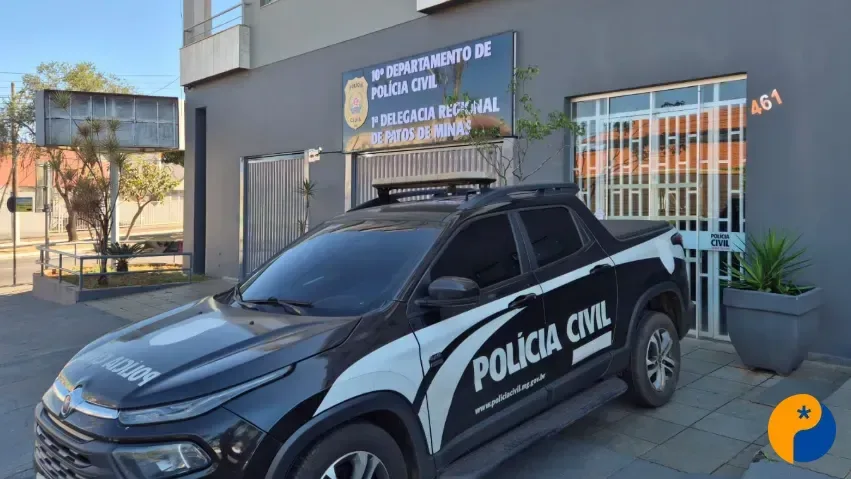 Sacola jogada durante abordagem termina com três presos por tráfico em Patos de Minas