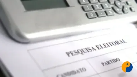 Pesquisa mostra Cleitinho na frente no 1º turno e empate com Patrus no 2º em Minas