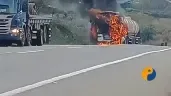 Bitrem carregado com etanol pega fogo e interdita BR-262