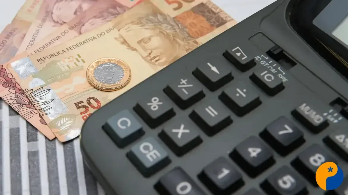 Simples Nacional: empresas ganham novo prazo para adesão e adaptação à reforma tributária