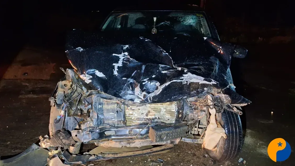 Colisão entre carro e caminhonete deixa duas pessoas feridas na MG-230, em Rio Paranaíba