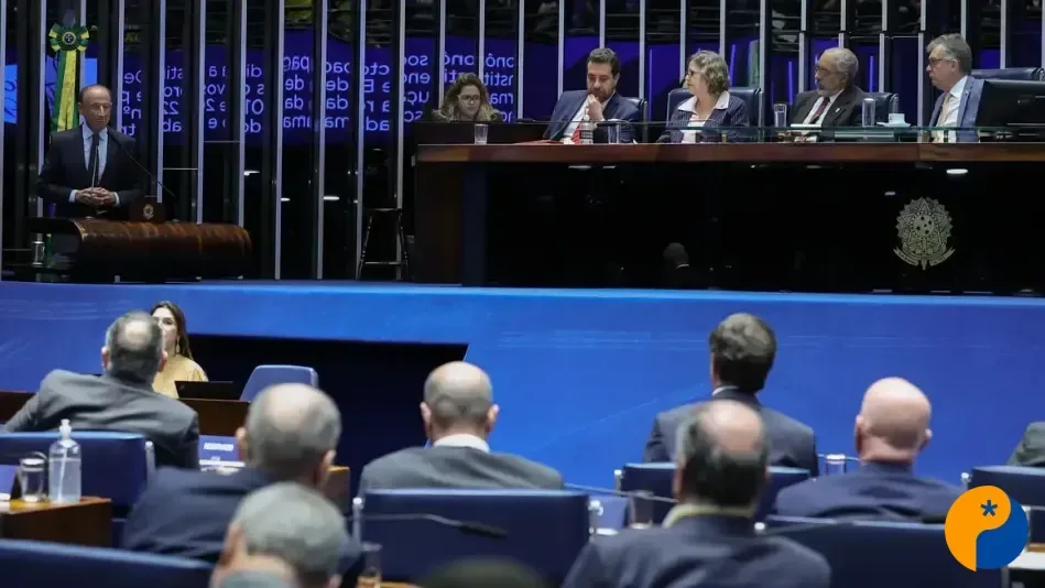 PEC que prevê fim da escala 6x1 avança no Senado e pode ser votada na quarta-feira (14) 