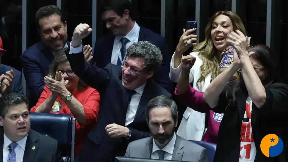 Senado Federal aprova PEC que prevê fim da escala 6x1 e jornada de 40 horas semanais
