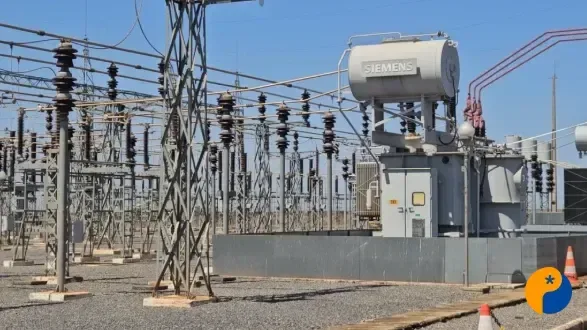 Energia é restabelecida após curto-circuito causado por pássaro em subestação de Patos de Minas