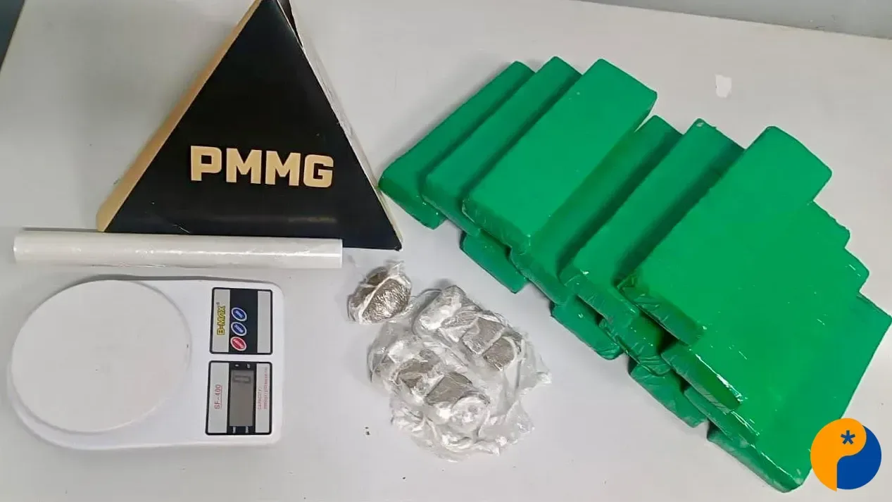 Homem é preso com 22 barras de maconha após denúncia de violência doméstica em Patos de Minas