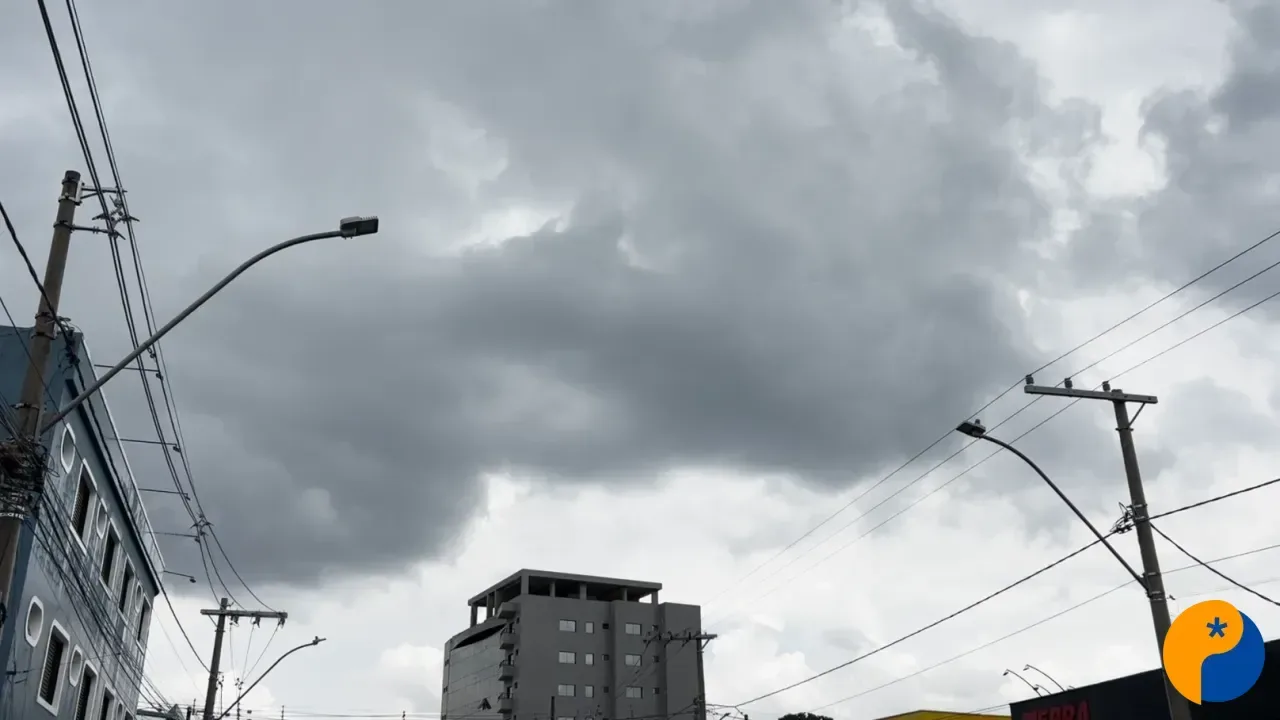 INMET emite alerta de tempestade para Patos de Minas neste domingo, com previsão de granizo 